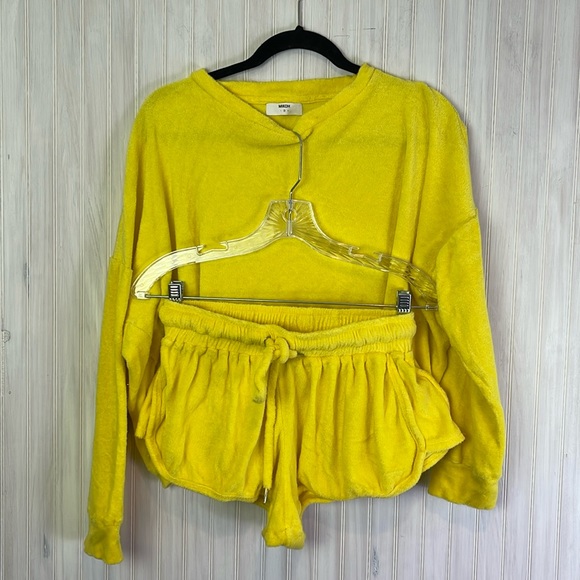 MIKOH 2 piece TERRY CLOTH SET SHORTS TOP MEDIUM - Picture 1 of 7
